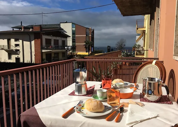 Caba D'annunzio Бардоліно