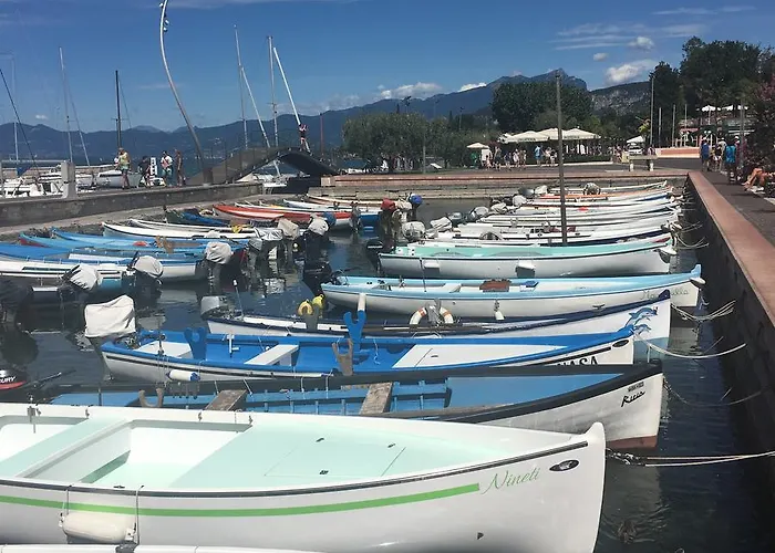 Апартаменти Caba D'annunzio *