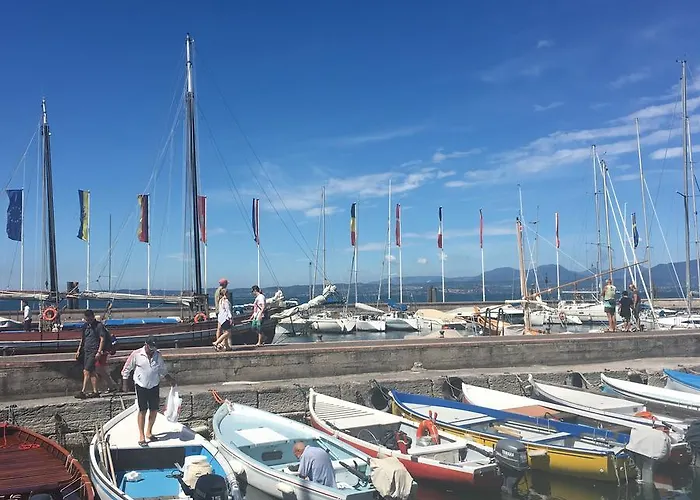 Апартаменти Caba D'annunzio *