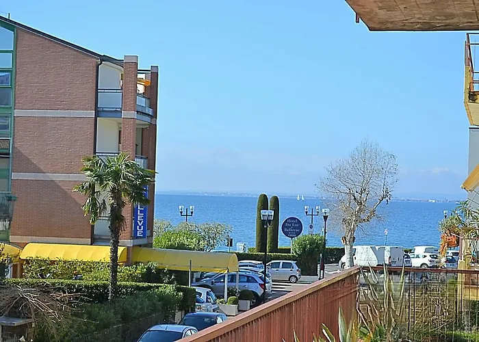 Апартаменти Caba D'annunzio Бардоліно